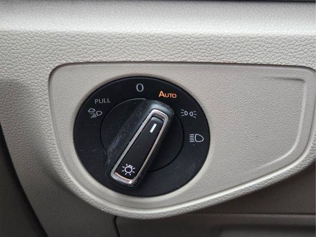 Used 2021 Volkswagen Atlas SE FWD image 31