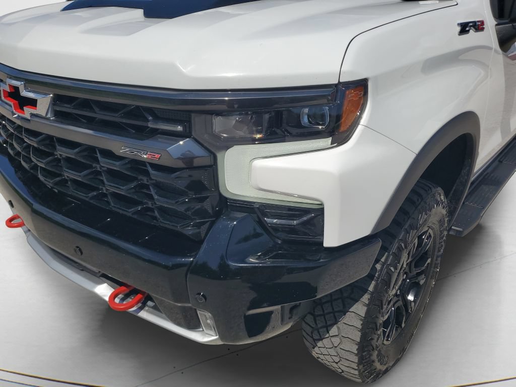 Used 2025 Chevrolet Silverado 1500 ZR2 w/ Technology Package AWD/4WD image 9