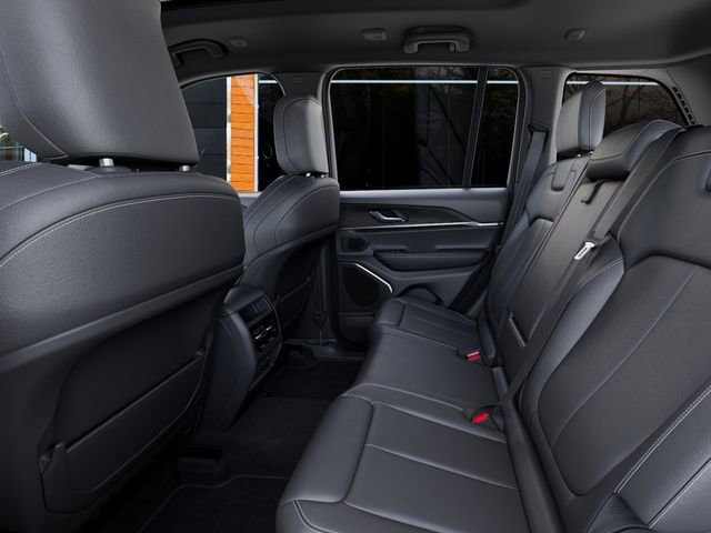 New 2026 Jeep Grand Cherokee Limited w/ Limited Altitude Package AWD/4WD image 23
