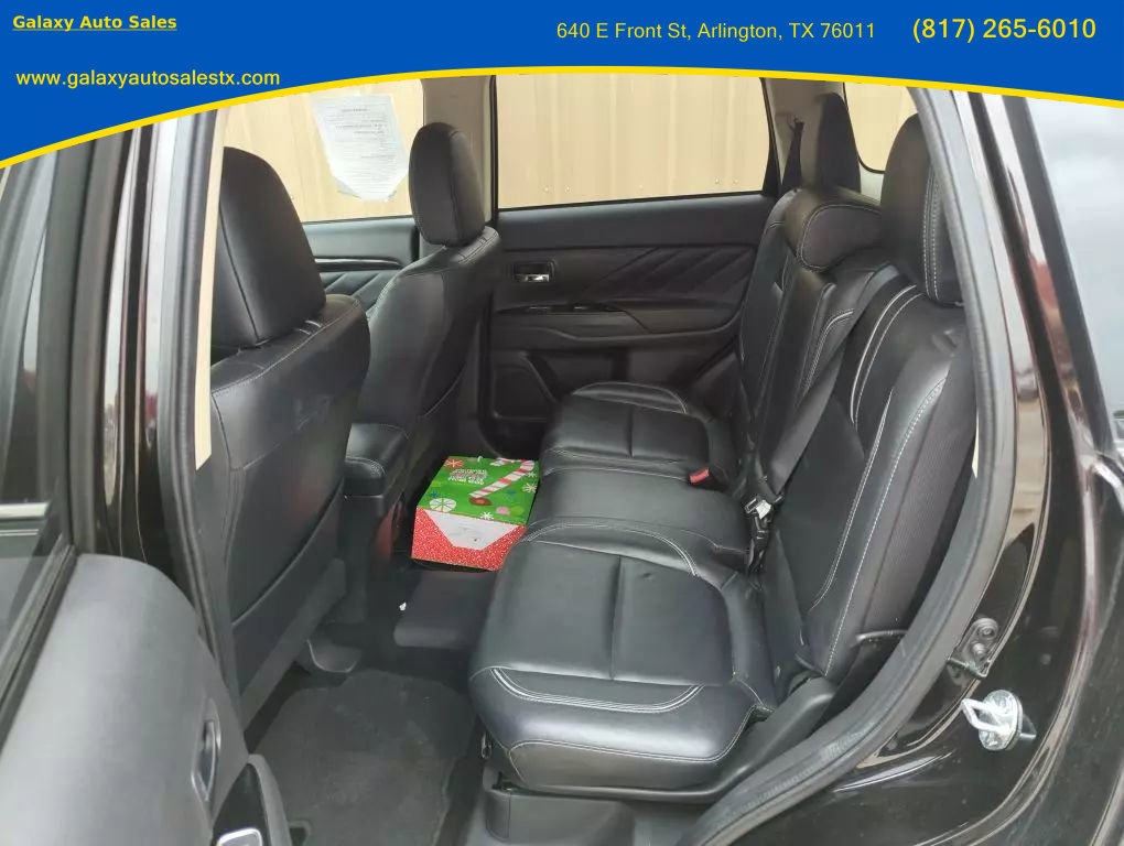 Used 2018 Mitsubishi Outlander GT image 12