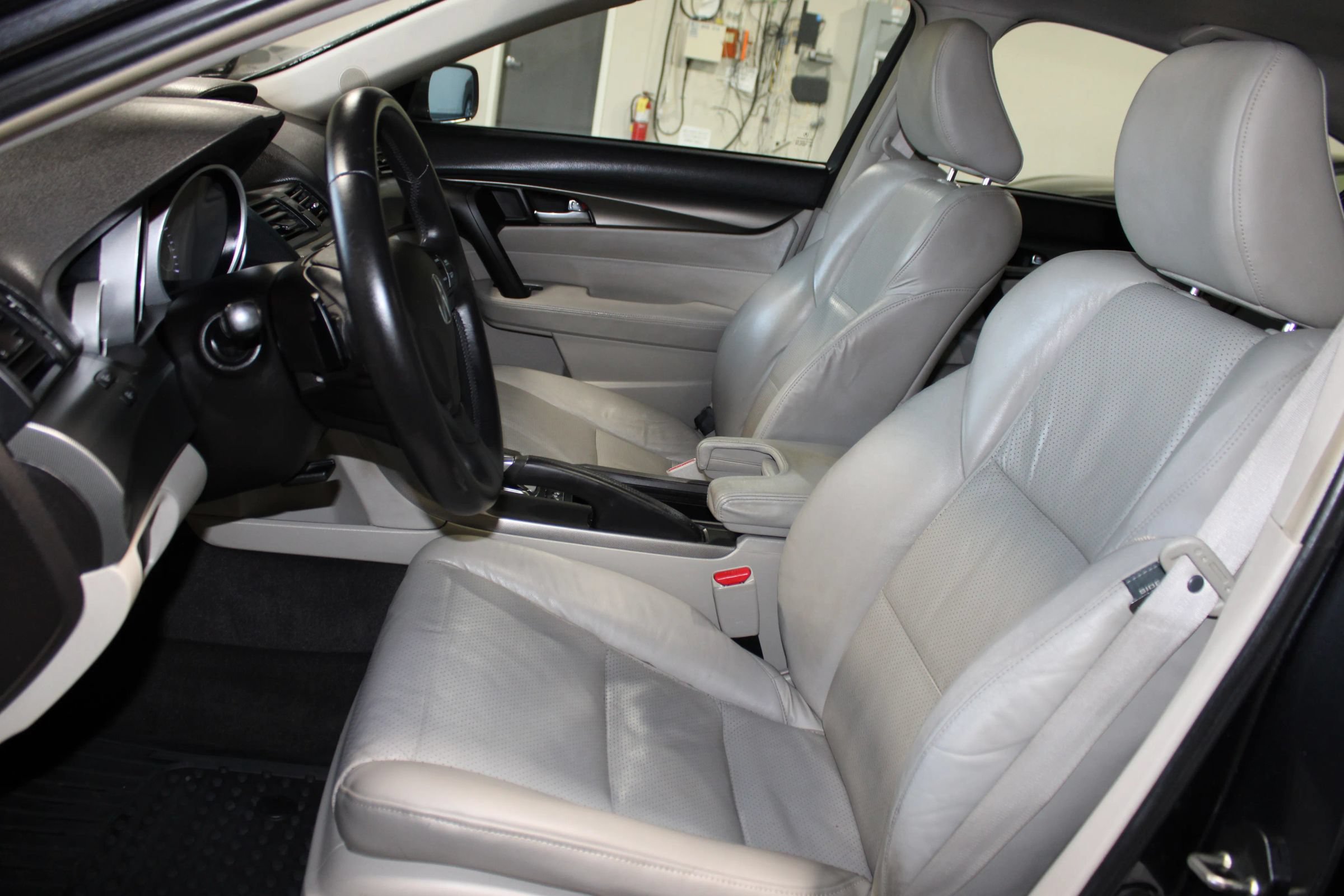 Used 2014 Acura TL w/ Technology Package FWD image 27