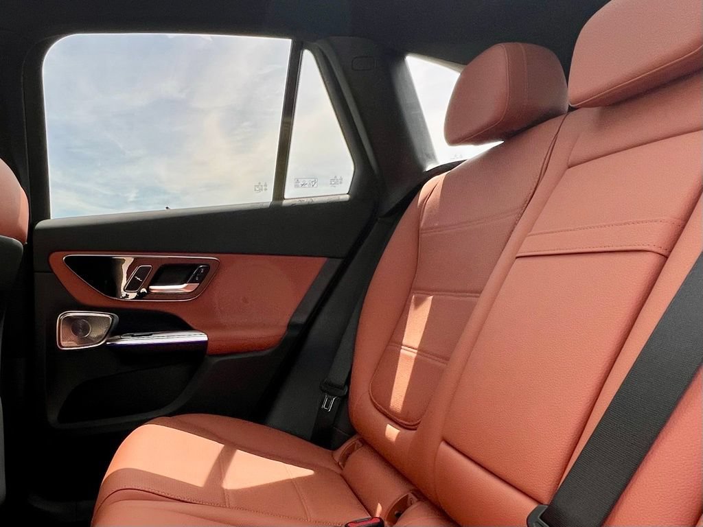 Certified 2026 Mercedes-Benz GLC 300 4MATIC image 25