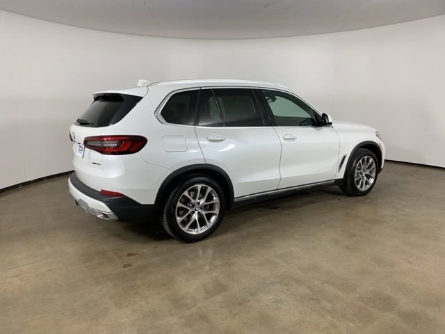Used 2023 BMW X5 xDrive40i w/ Premium Package image 8