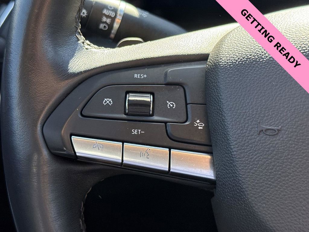 Used 2024 Cadillac XT4 Premium Luxury image 33