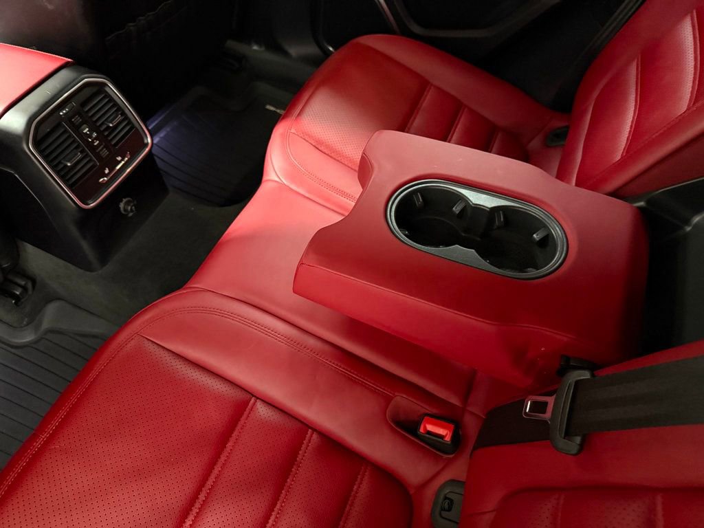 Used 2017 Porsche Macan Turbo image 47