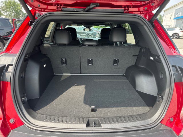New 2026 Chevrolet Equinox LT w/ Convenience Package II image 17