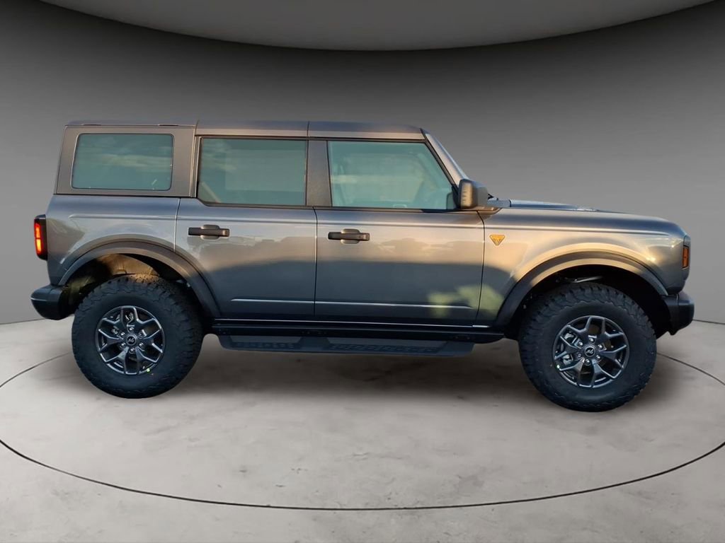 New 2025 Ford Bronco Badlands image 10