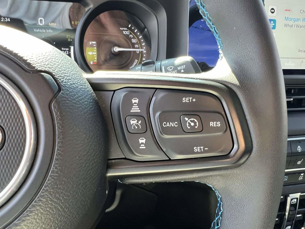 Used 2025 Jeep Wrangler Unlimited Rubicon 4xe w/ Technology Group image 34