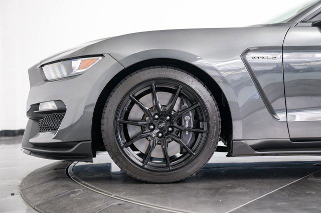 Used 2019 Ford Mustang Shelby GT350 w/ Technology Package image 17