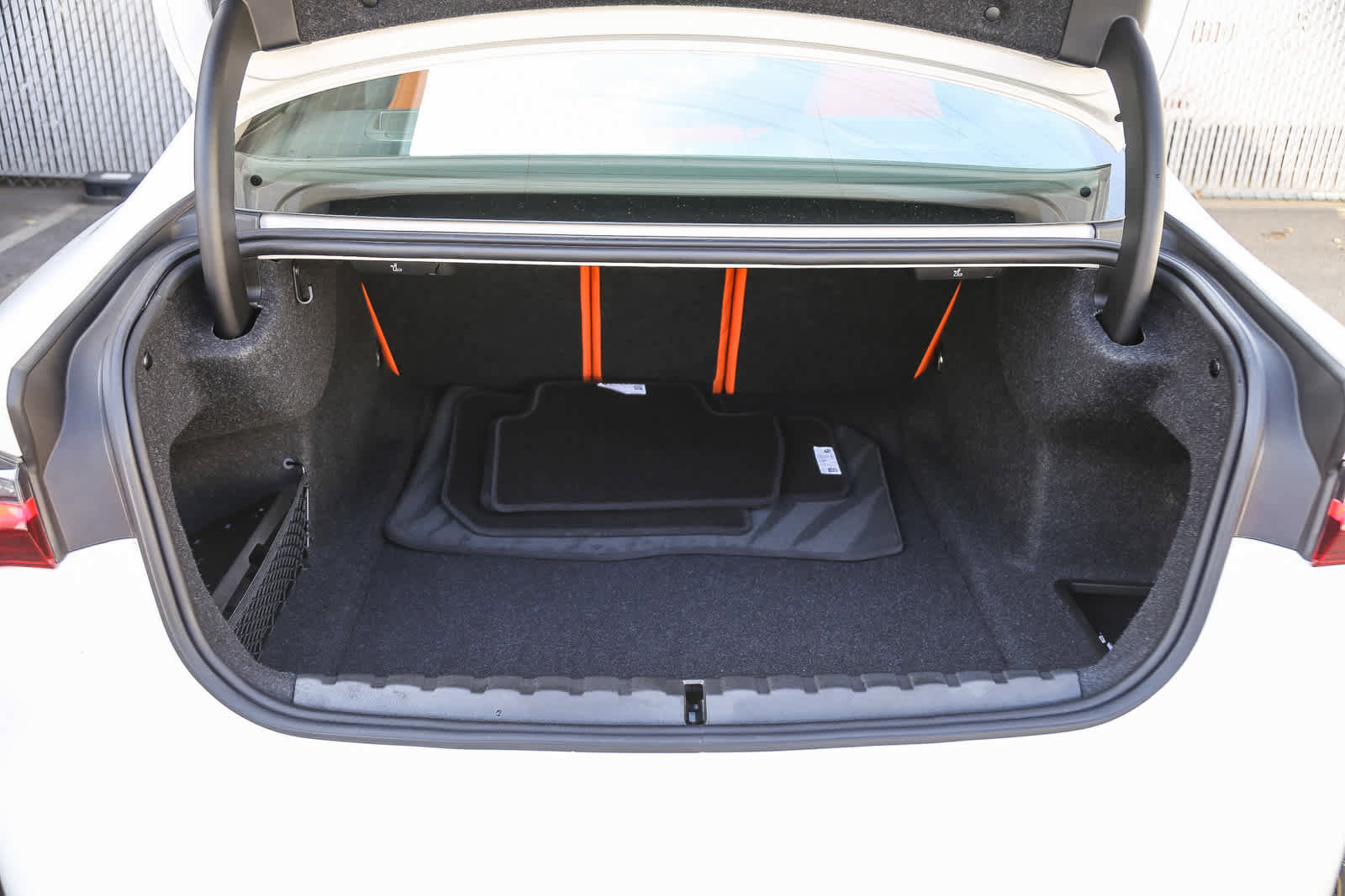 Used 2024 BMW M4 Coupe image 23