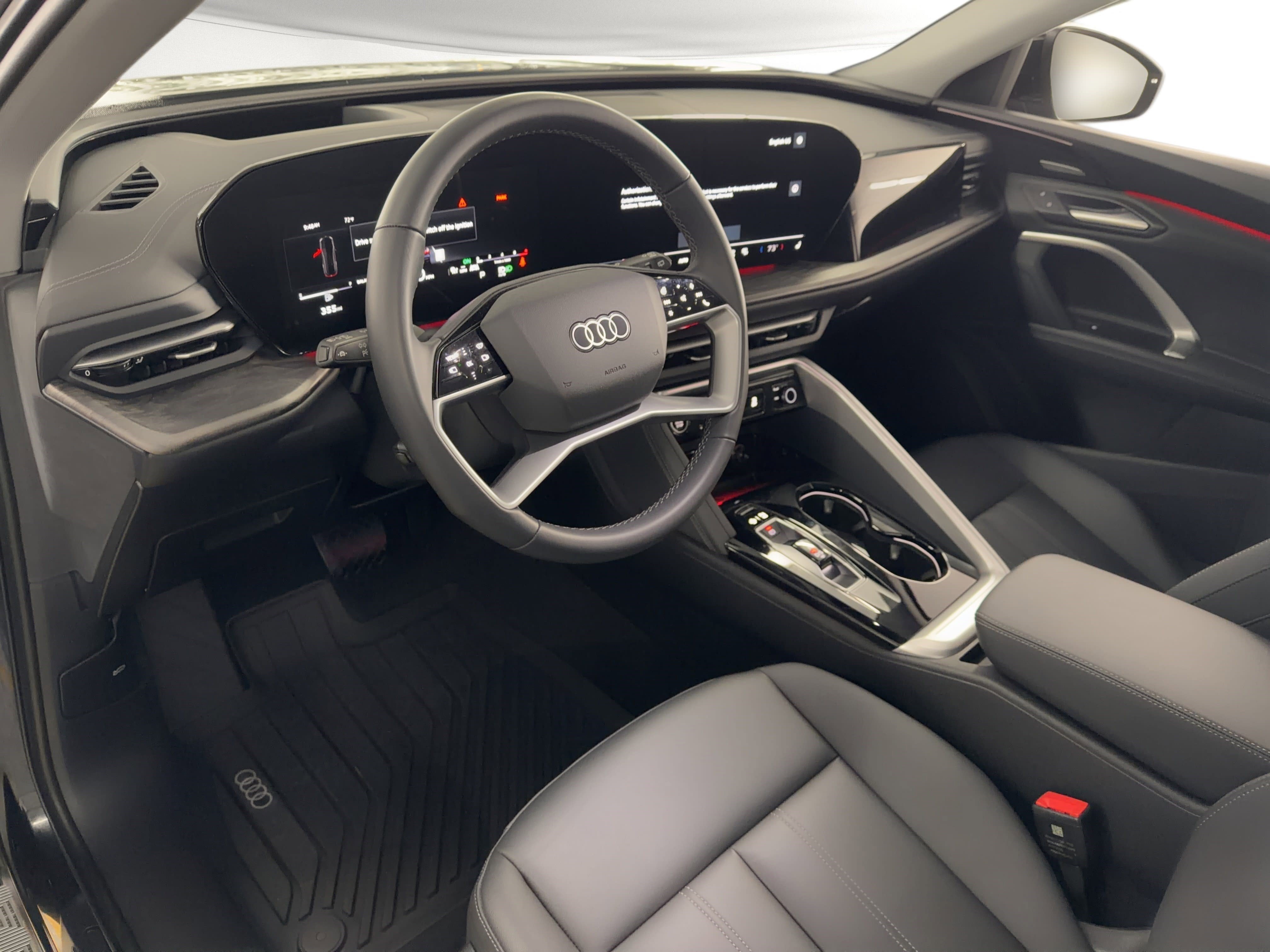 Certified 2025 Audi Q5 Premium Plus w/ Premium Plus image 4