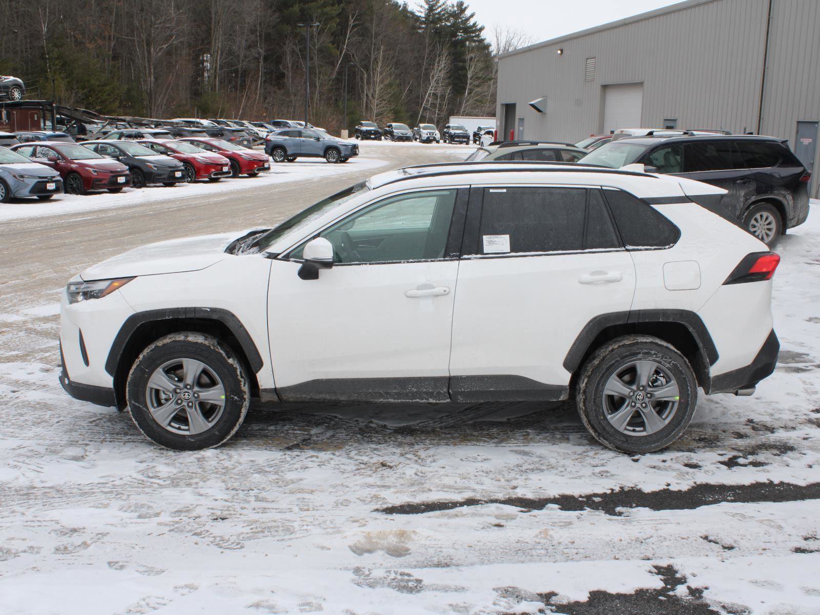 New 2025 Toyota RAV4 XLE image 5