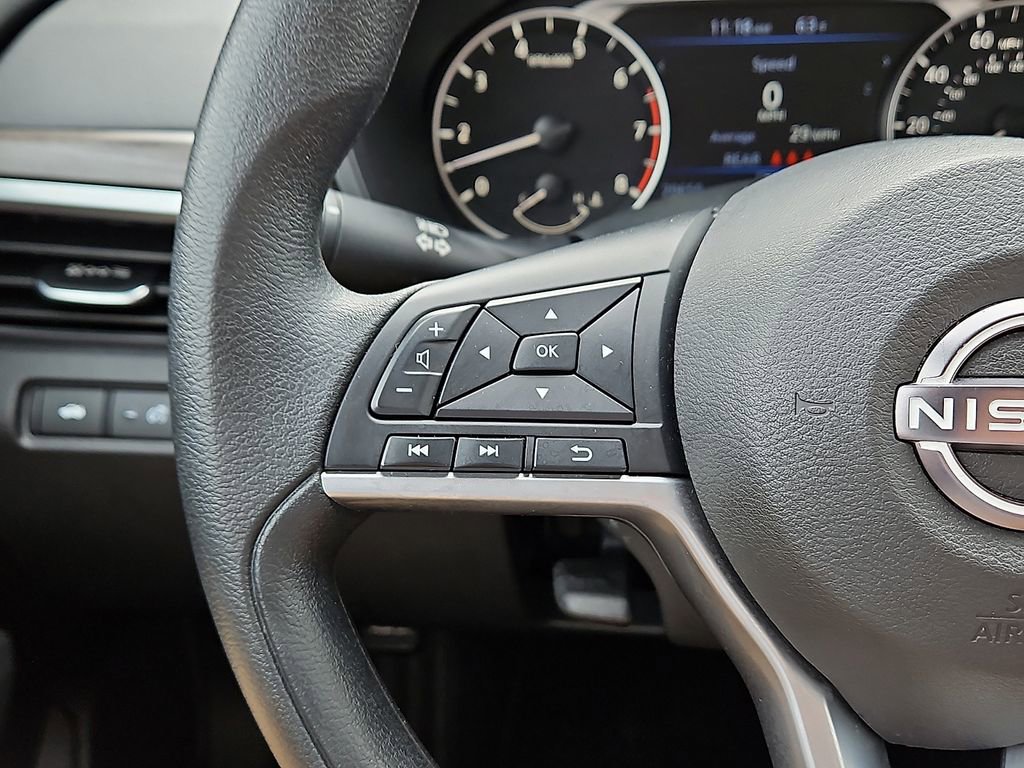 Used 2025 Nissan Altima 2.5 SV image 20