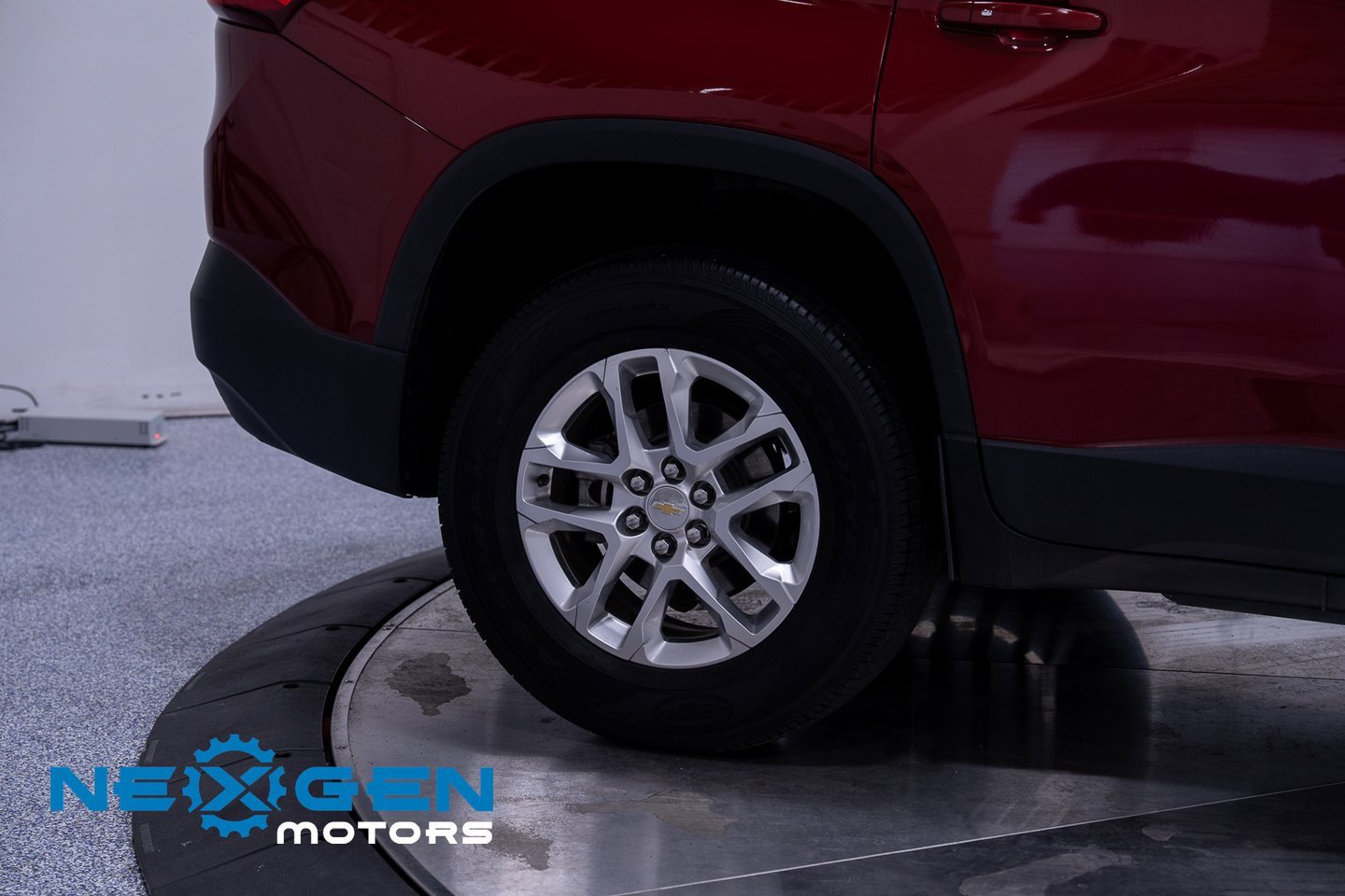 Used 2020 Chevrolet Traverse LT image 55