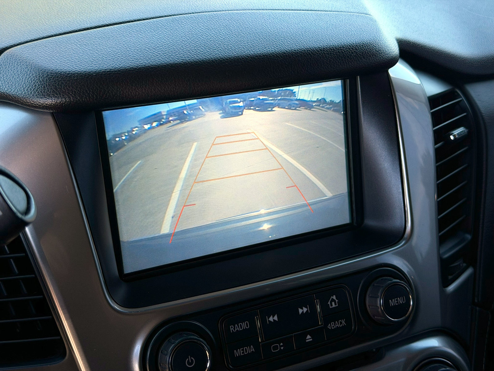 Used 2019 Chevrolet Tahoe Premier RWD image 17