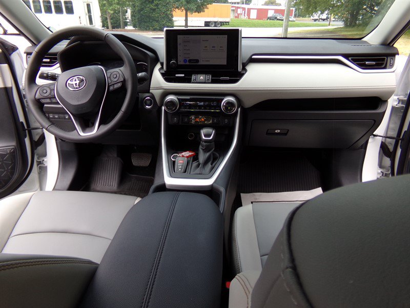 Used 2025 Toyota RAV4 XLE Premium w/ Weather Package FWD image 26