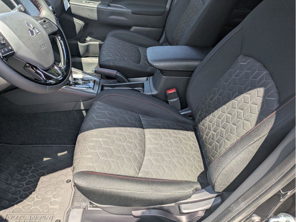 New 2025 Mitsubishi Outlander Sport AWD image 14