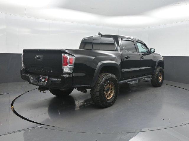 Used 2023 Toyota Tacoma TRD Off-Road AWD/4WD image 31