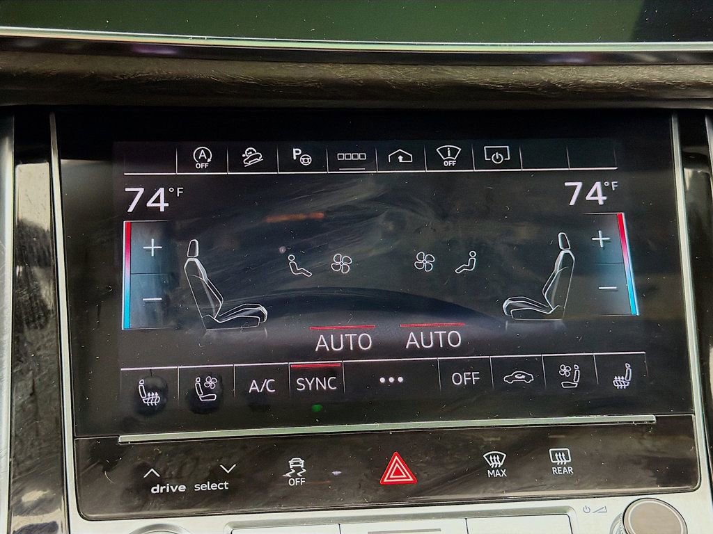 Used 2023 Audi Q8 Prestige image 17