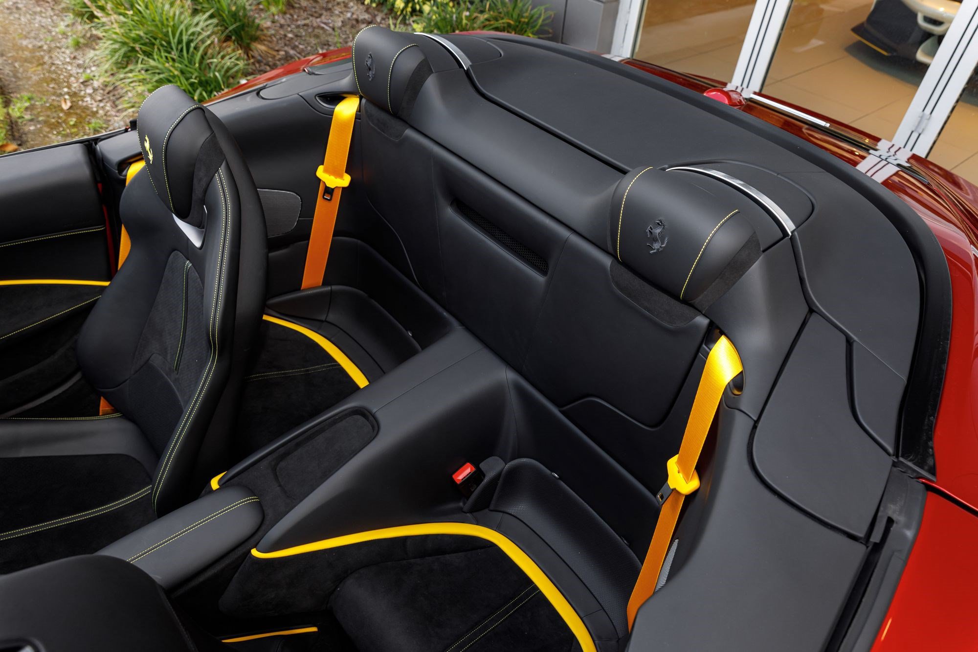 Used 2025 Ferrari Roma Spider RWD image 23