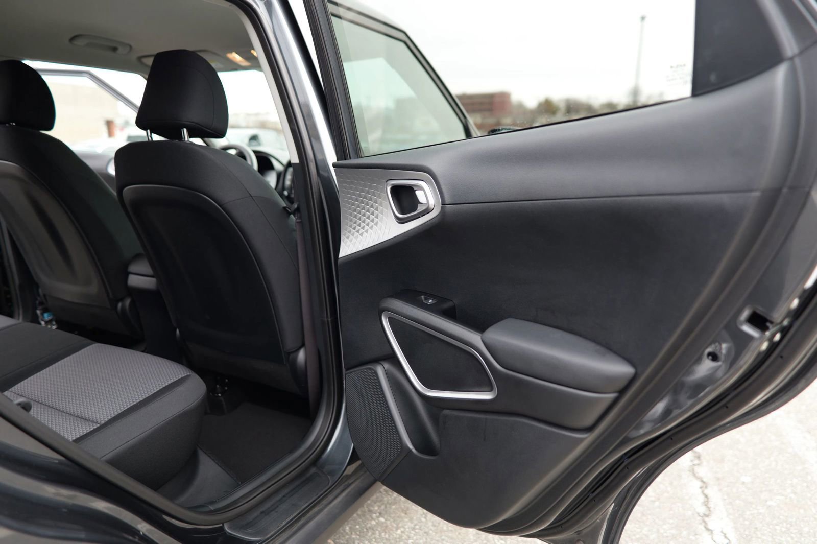 Used 2024 Kia Soul LX w/ Option Group 015 image 27