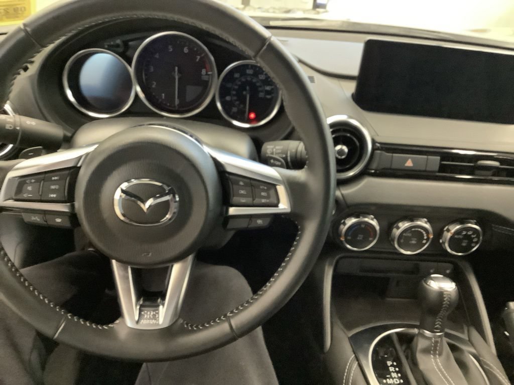 Certified 2024 MAZDA MX-5 Miata Grand Touring RWD image 6
