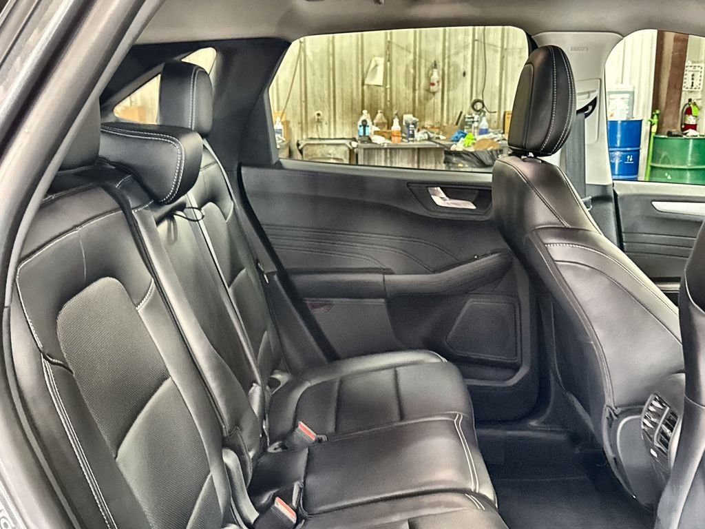 Used 2021 Ford Escape SEL w/ Technology Package image 30