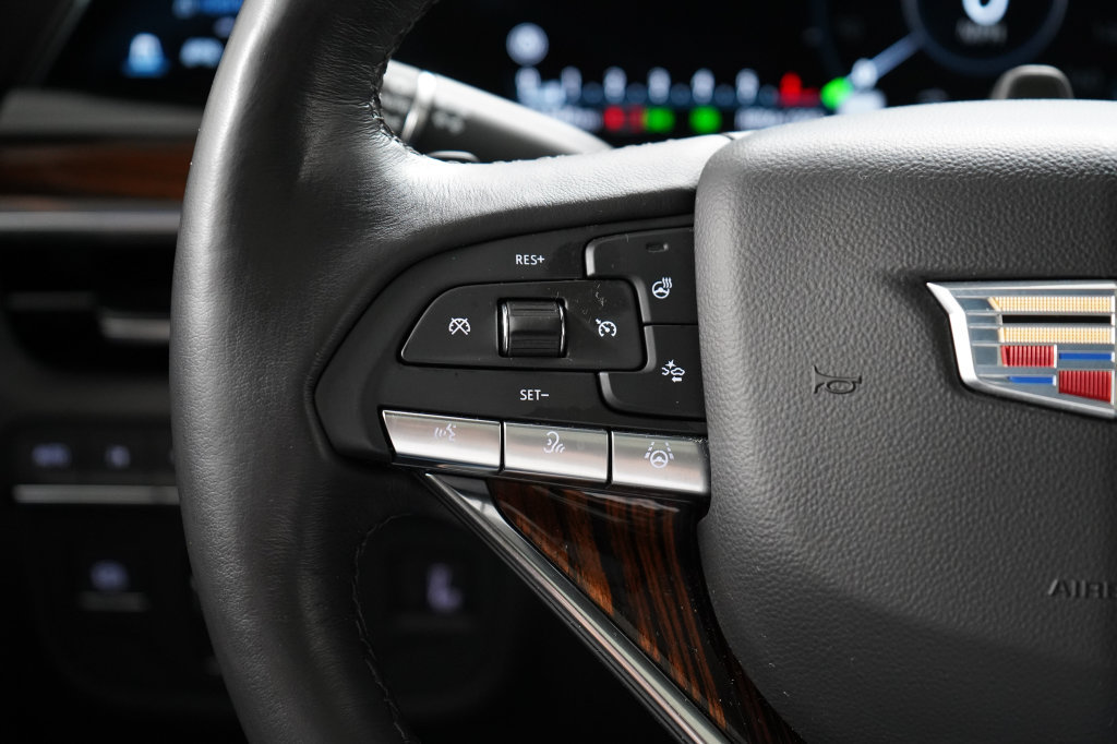 Used 2023 Cadillac Escalade Premium Luxury w/ LPO, Radiant Package AWD/4WD image 15