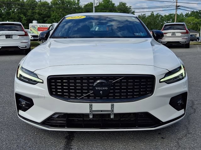 Certified 2024 Volvo S60 B5 Plus w/ Climate Package AWD/4WD image 2