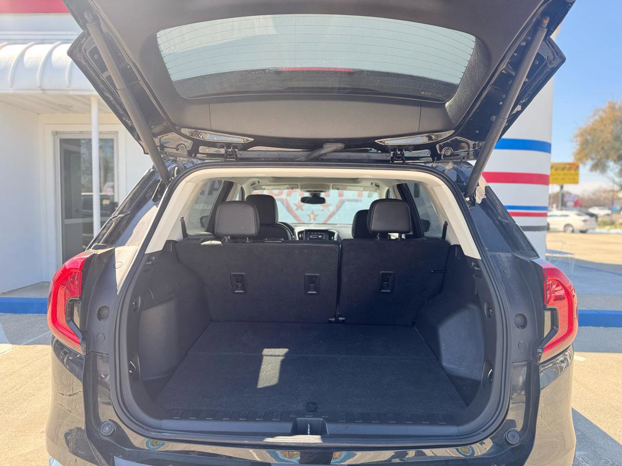 Used 2022 GMC Terrain Denali w/ Denali Premium Package image 53