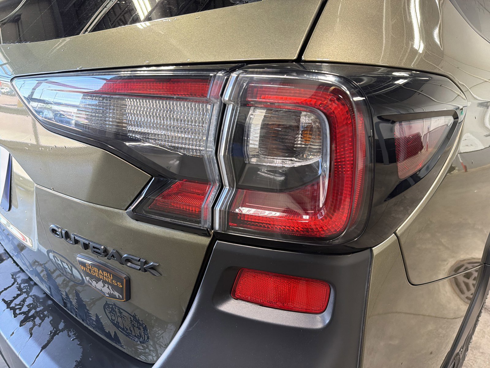 Certified 2022 Subaru Outback Wilderness w/ Wilderness Package AWD/4WD image 7