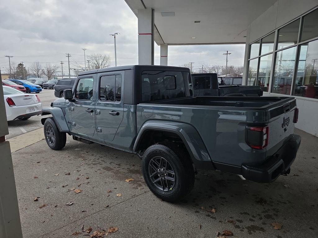 New 2026 Jeep Gladiator Sport image 4