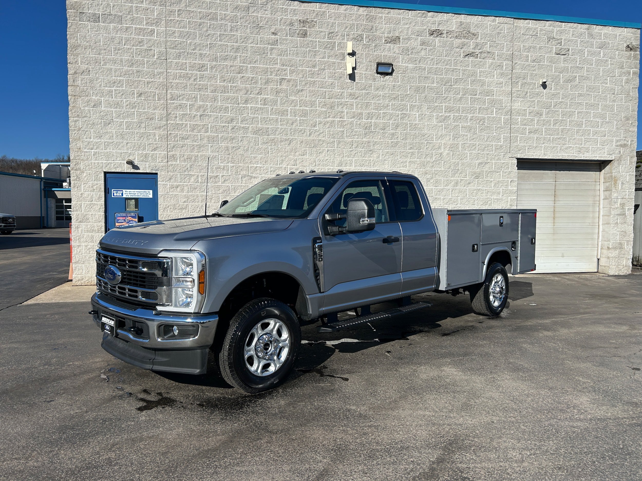 New 2026 Ford F350 XLT w/ XLT Value Package AWD/4WD image 4