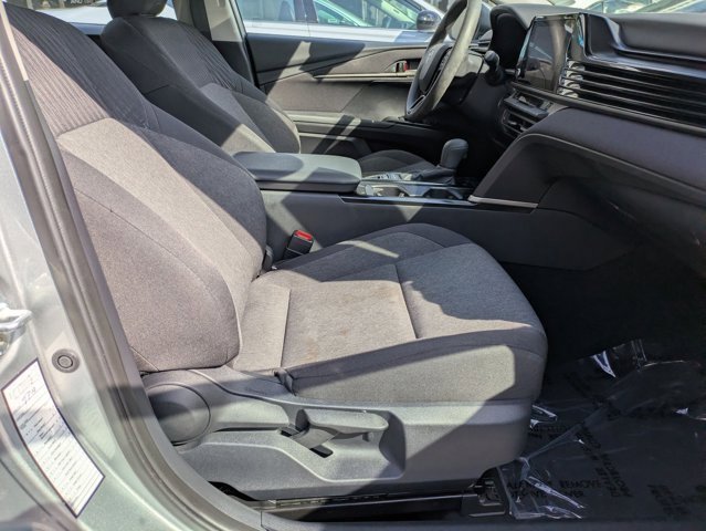 Used 2025 Toyota Camry LE image 24