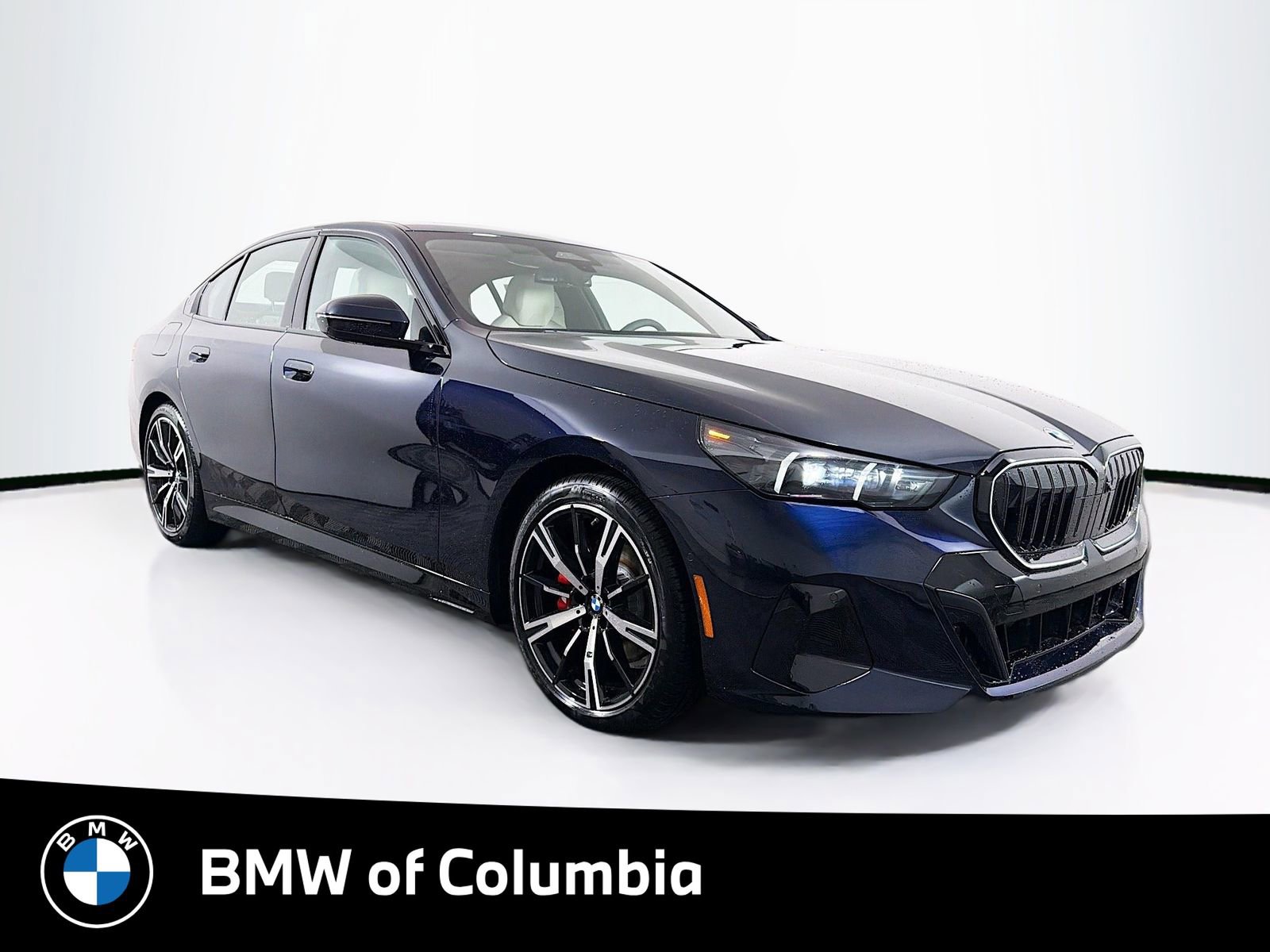New 2026 BMW 530i xDrive w/ M Sport Package AWD/4WD image 1