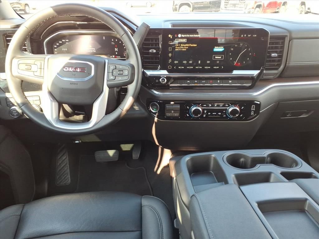 Used 2025 GMC Sierra 1500 SLT image 10