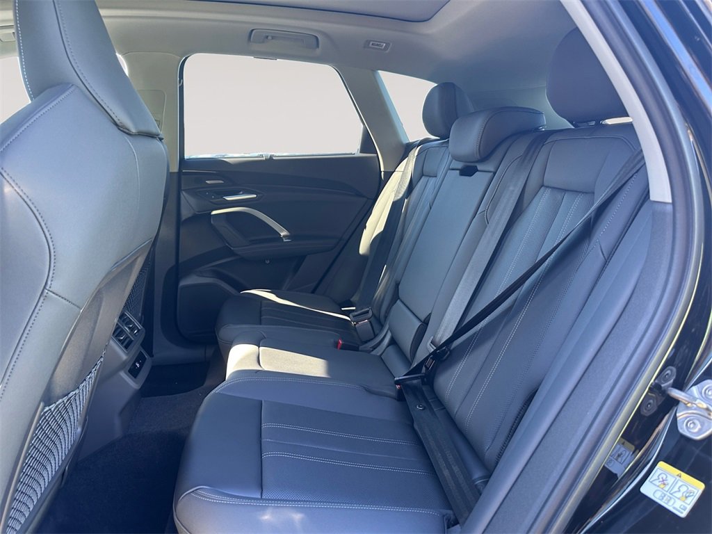 New 2025 Audi Q5 2.0T Premium Plus image 13