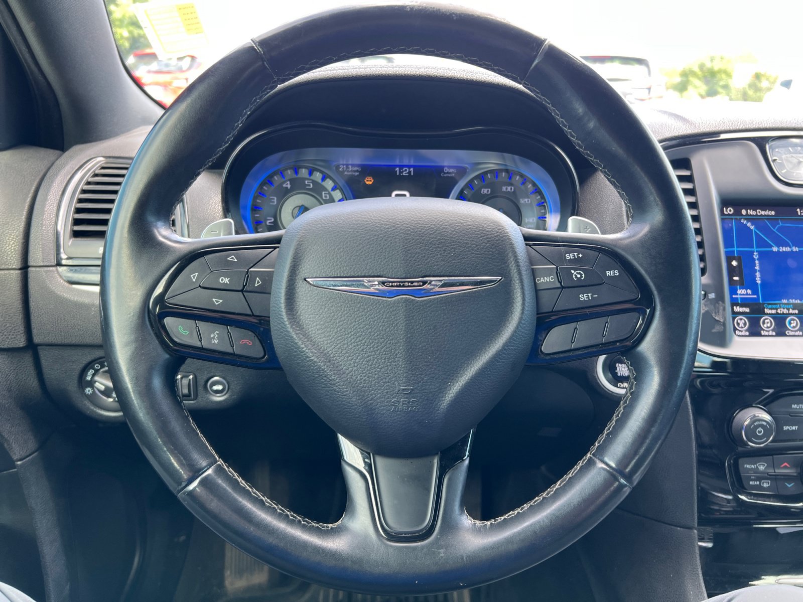 Used 2017 Chrysler 300 S w/ 300S Premium Group AWD/4WD image 9