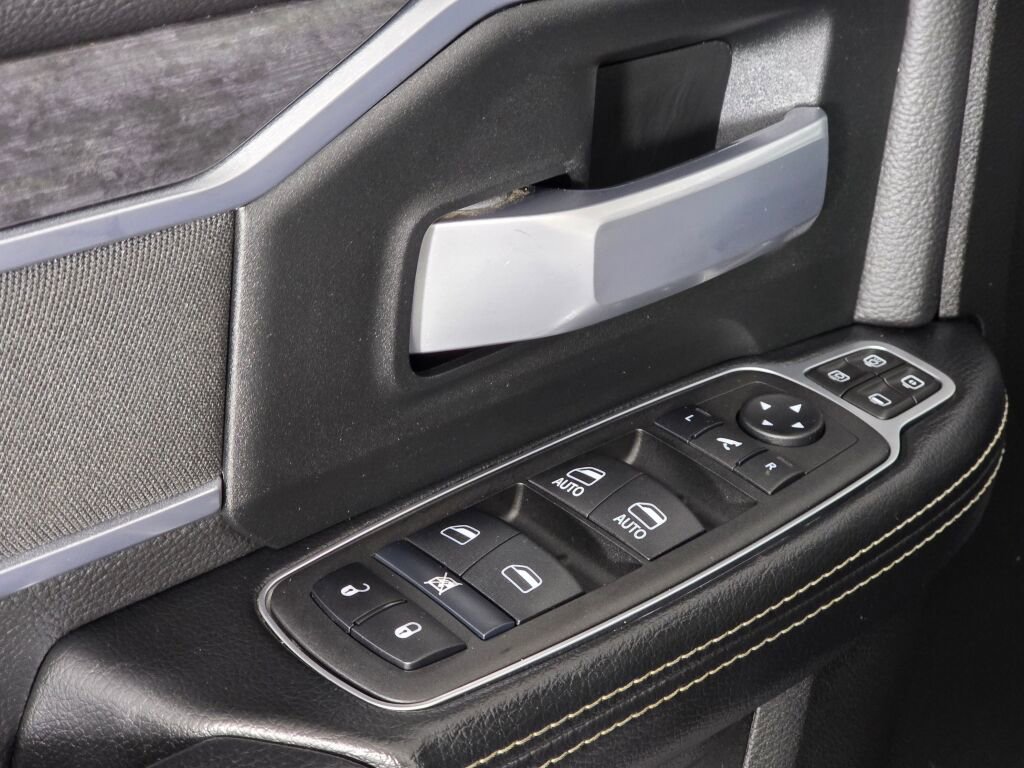 Used 2024 RAM 2500 Big Horn image 24