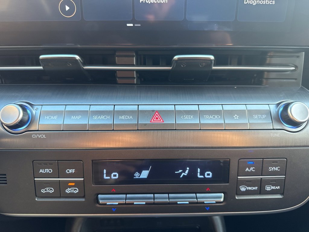 Used 2025 Hyundai Kona SEL image 19