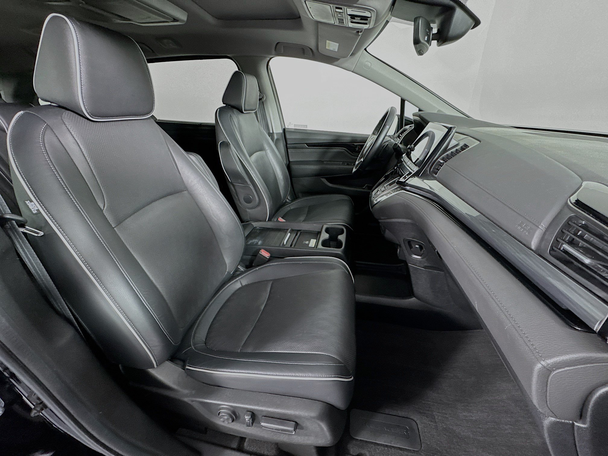 Certified 2024 Honda Odyssey Elite image 31