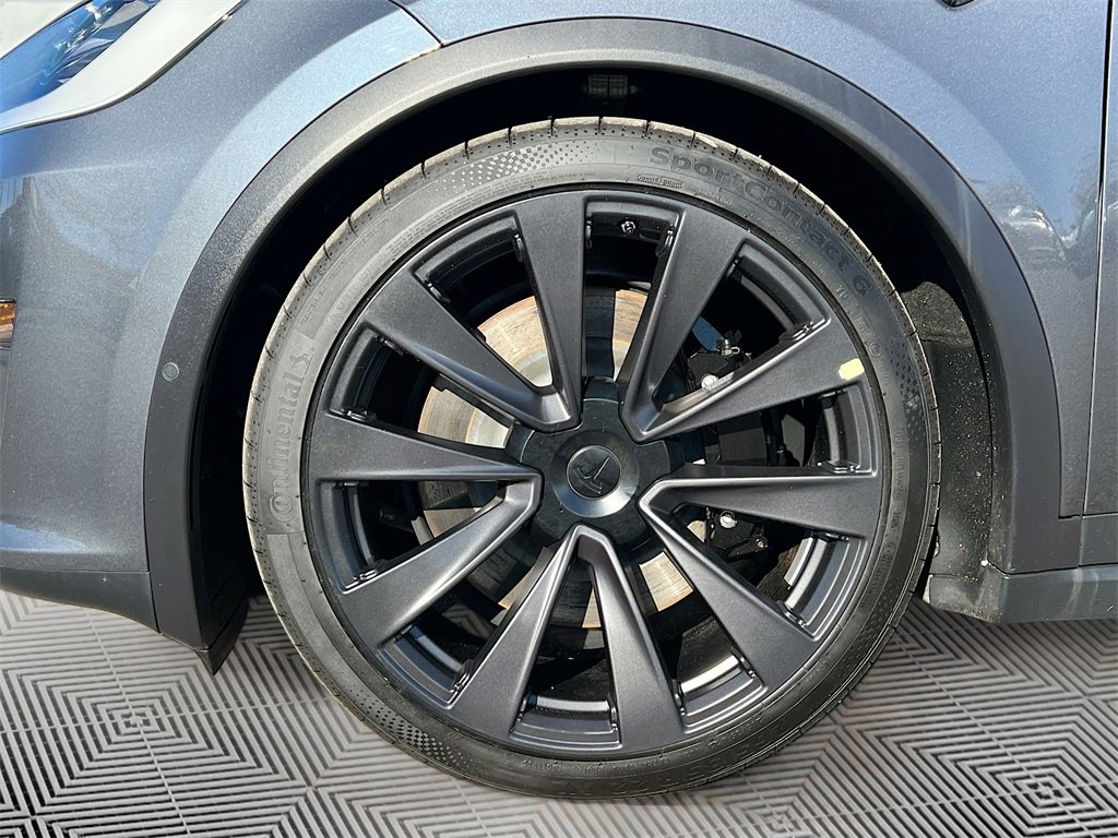 Used 2022 Tesla Model X Plaid image 31