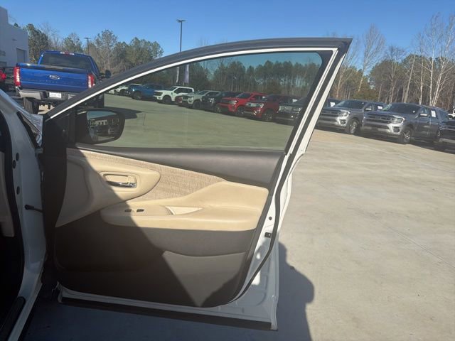 Used 2021 Nissan Murano SV image 14