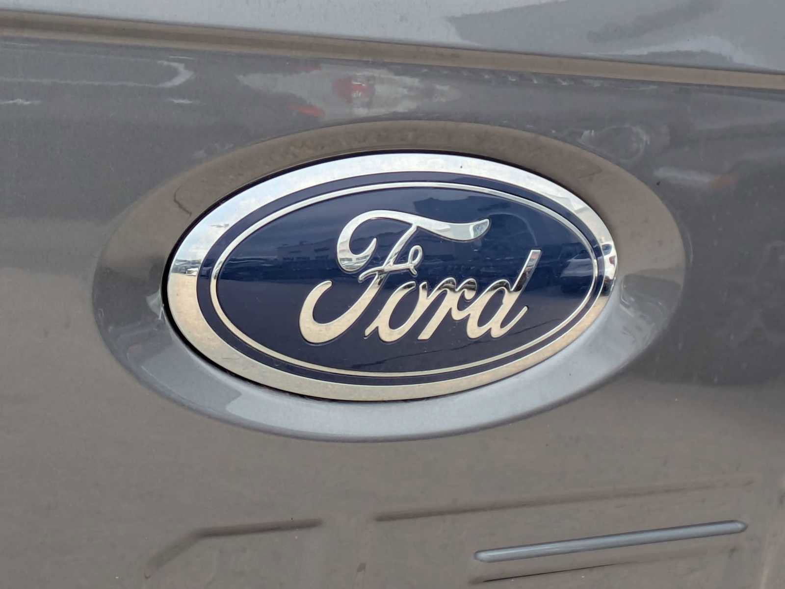 Used 2022 Ford F150 XLT w/ Trailer Tow Package image 11