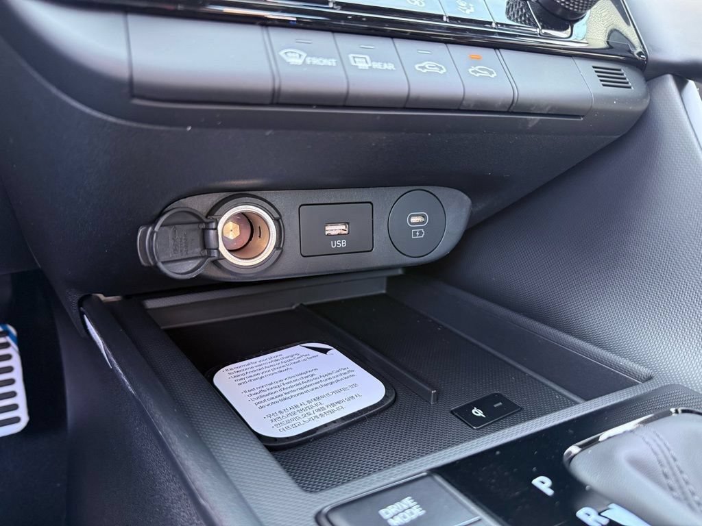 Certified 2025 Hyundai Elantra Sport FWD image 19