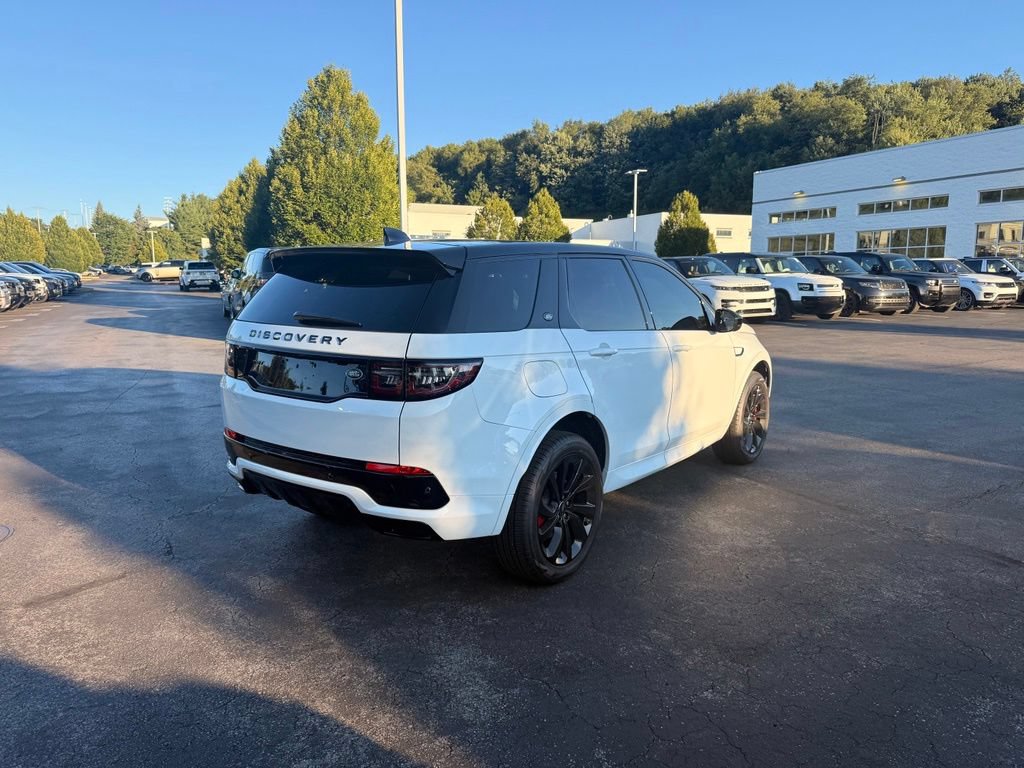 Used 2023 Land Rover Discovery Sport SE R-Dynamic AWD/4WD image 5