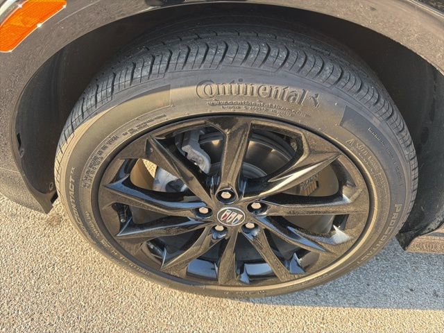 Used 2024 Buick Encore GX Sport Touring w/ Experience Buick Package image 11