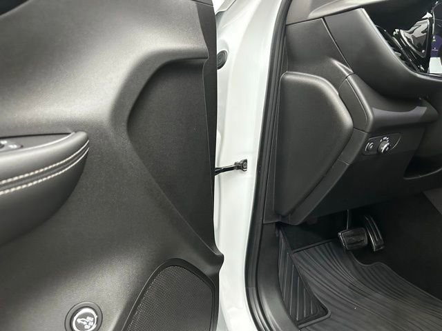 Used 2023 Buick Envision Essence w/ Sport Touring Package image 27