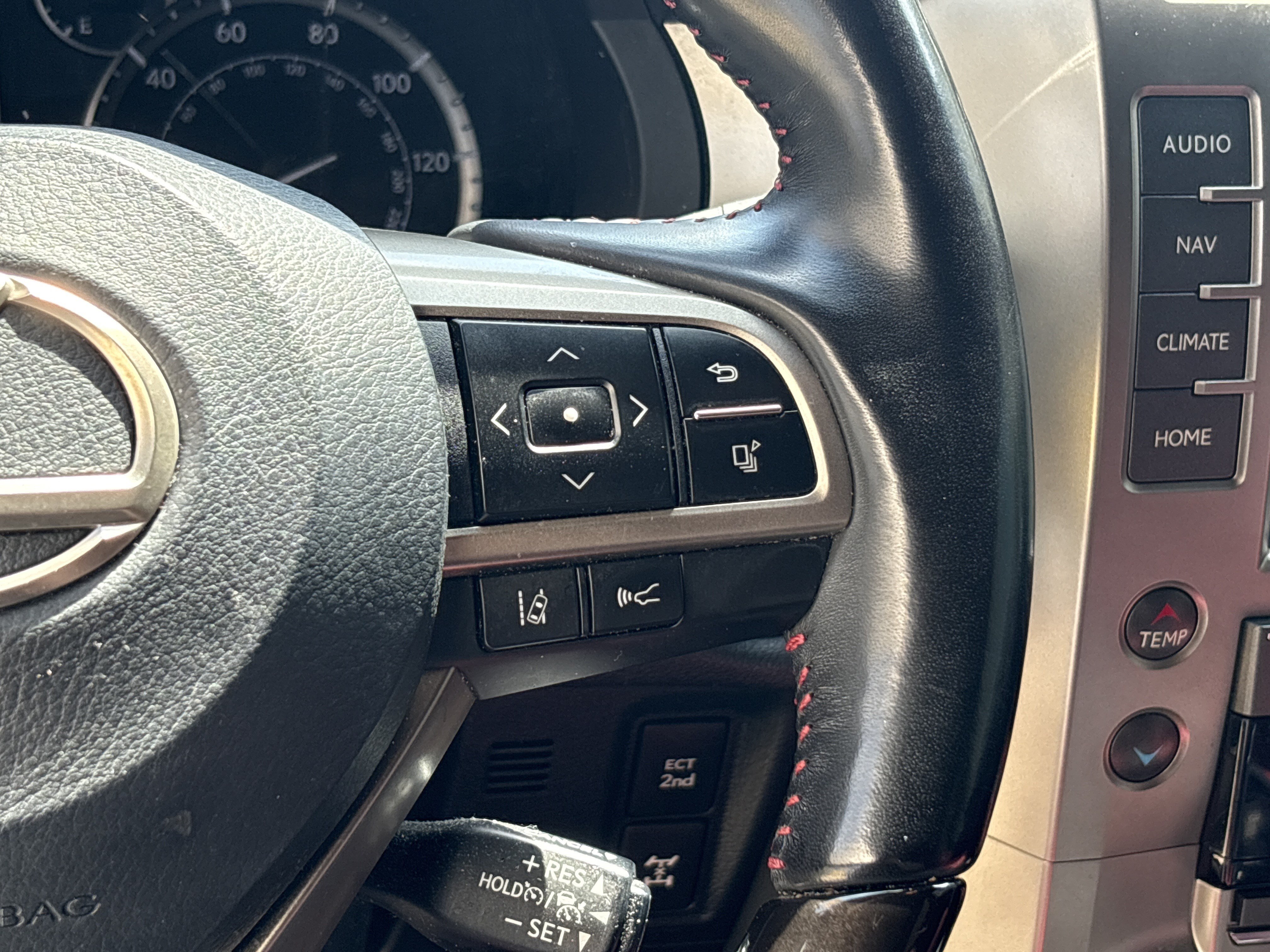 Used 2021 Lexus GX 460 Premium w/ Premium Package AWD/4WD image 18