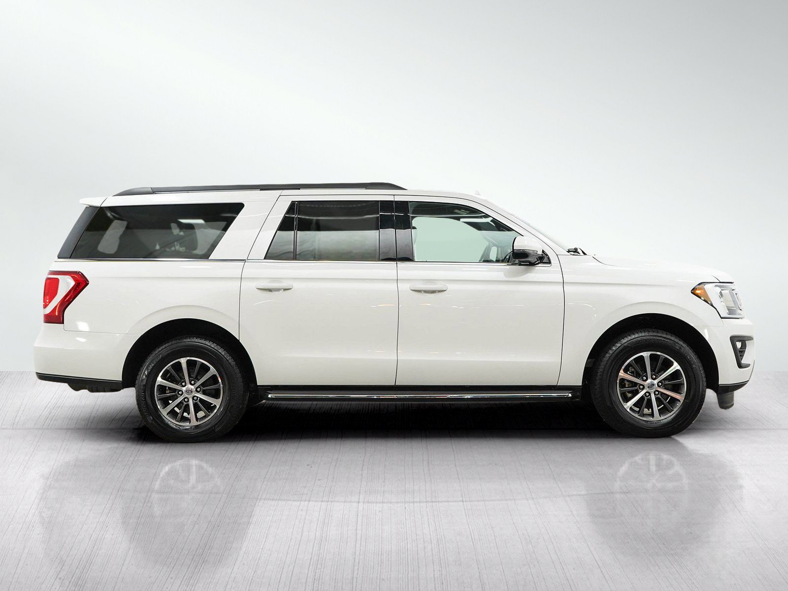 Used 2021 Ford Expedition Max XLT AWD/4WD image 6